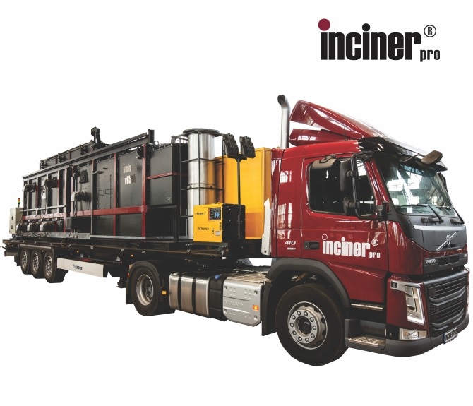 Incineratorul IncinerPro u montat pe semiremorca pentru fermele de animale.